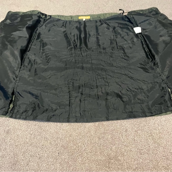 CRiSCA Green Patterned Skirt Size GB 16 - Picture 5 of 11